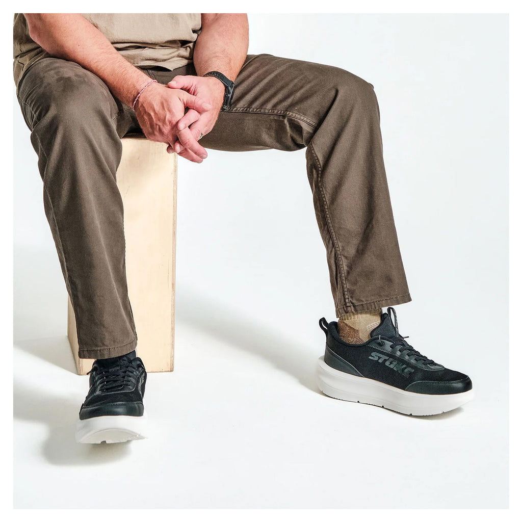 Men's Stoke Versa Sneaker - Extra Wide Width SOLID BLACK 10003-002