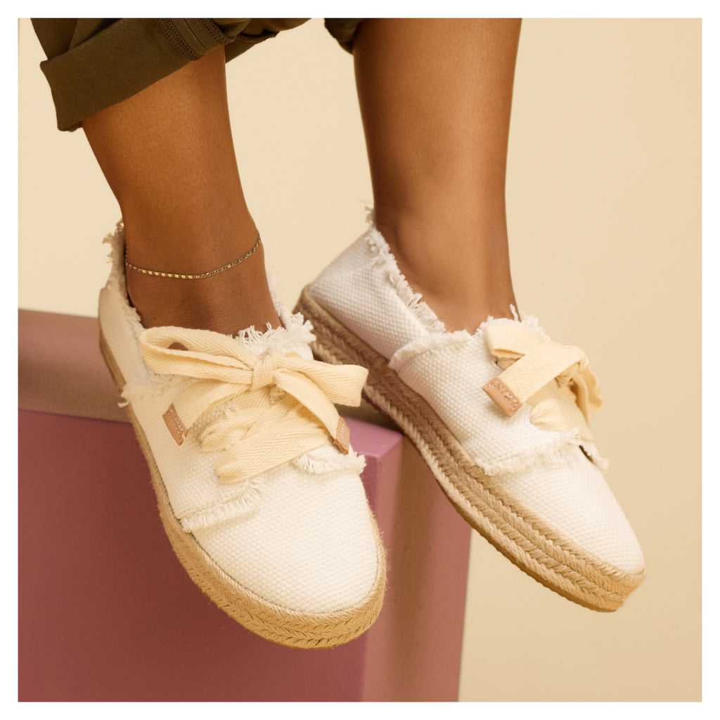 Women's TOMS Carolina Lace-Up Espadrille Slip-On WHITE 10021879