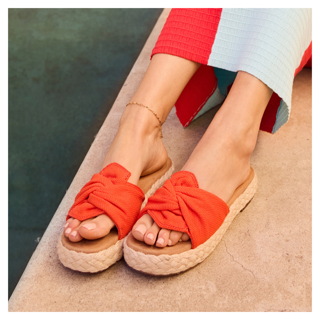 Women's TOMS Abby Slide Sandal FLAME 10021981