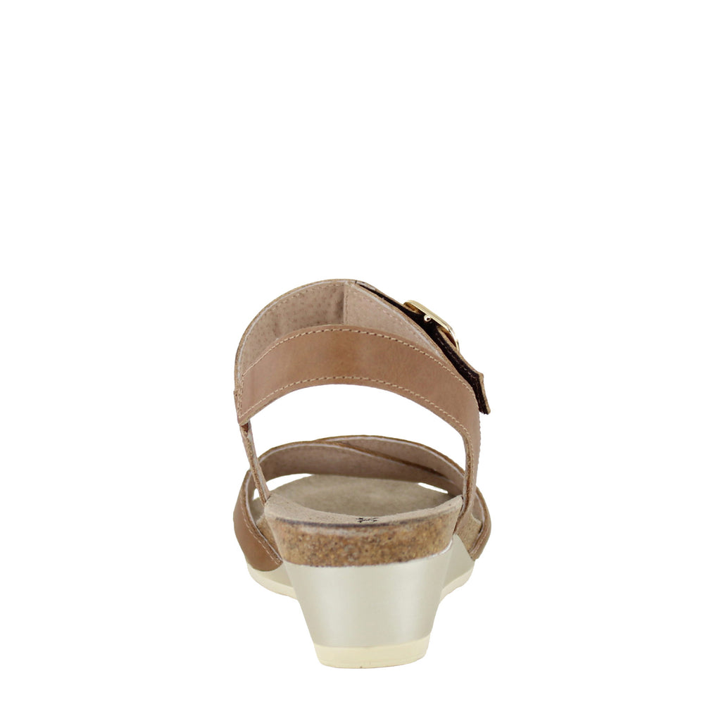 Women's Naot Throne Sandal LATTE 104121-E69