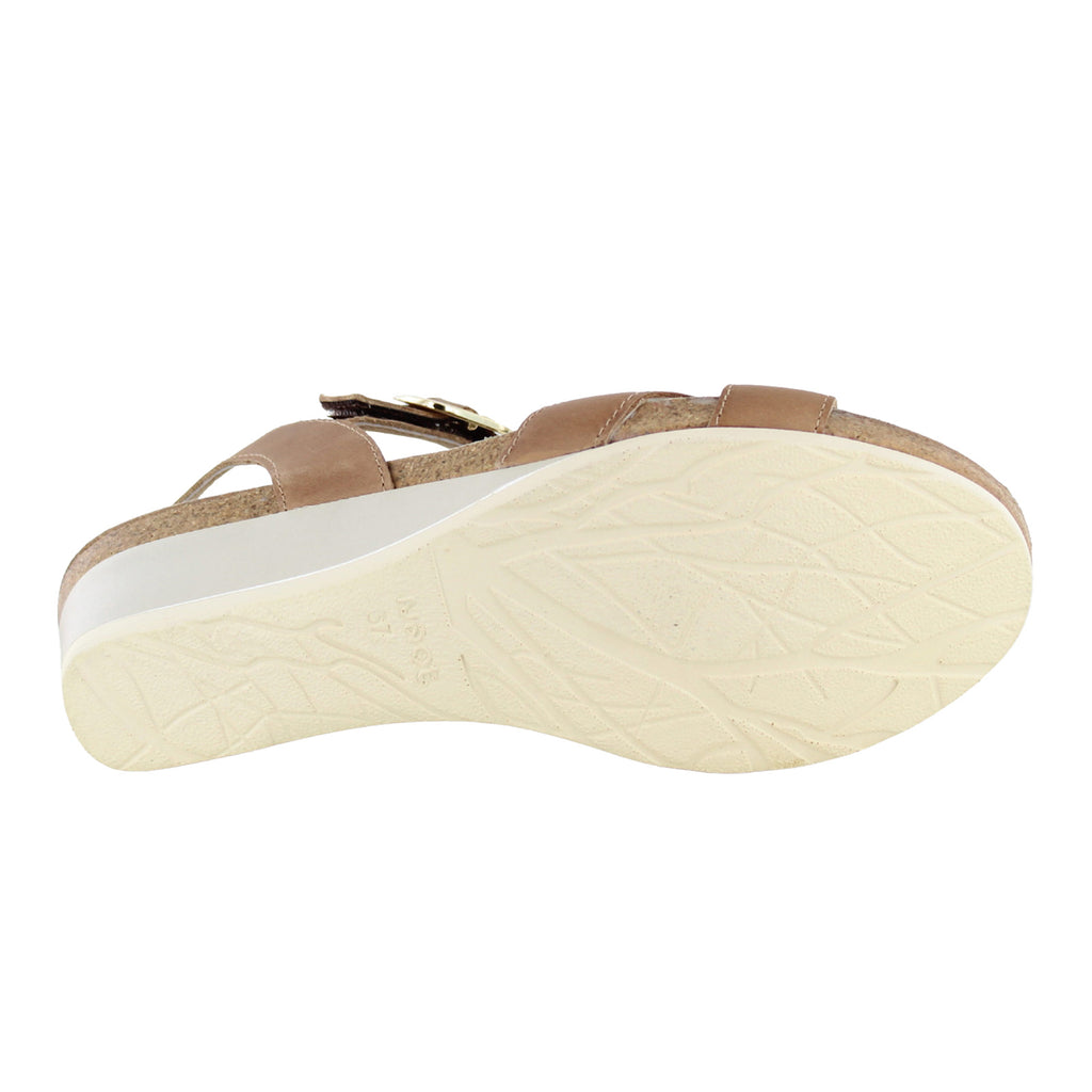 Women's Naot Throne Sandal LATTE 104121-E69