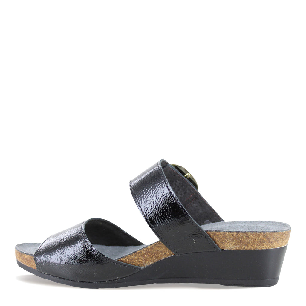 Women's Naot Magic Sandal BLACK 104123-B13