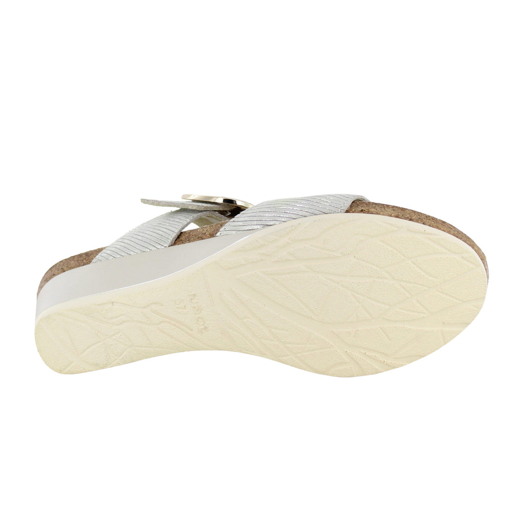 Women's Naot Magic Sandal PLATINUM 104123-HAU