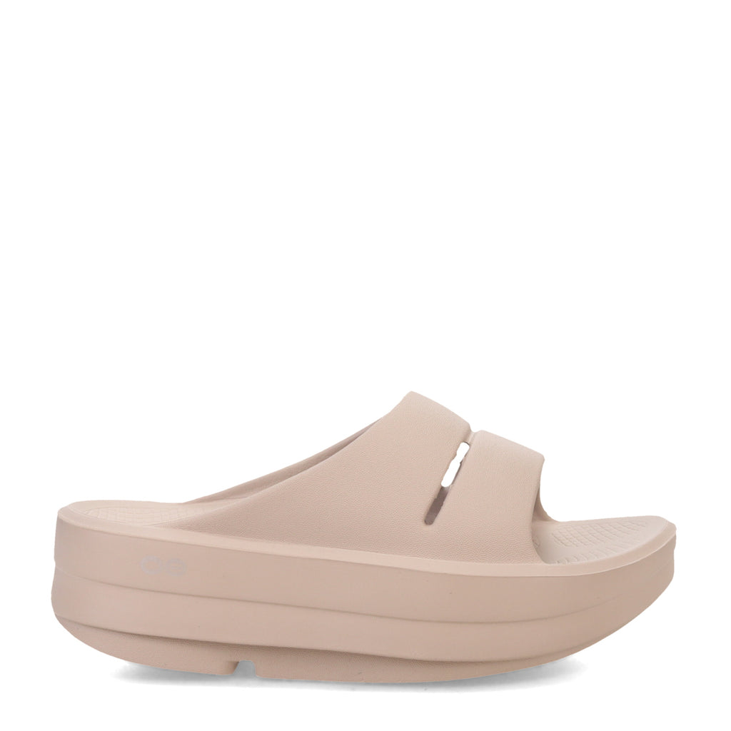 Women's Oofos OOmega OOahh Luxe Sandal NOMAD 1110-NOMAD