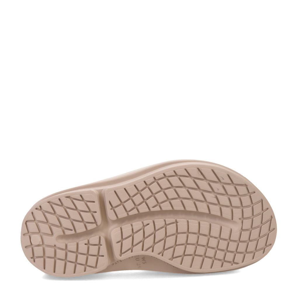 Women's Oofos OOmega OOahh Luxe Sandal NOMAD 1110-NOMAD