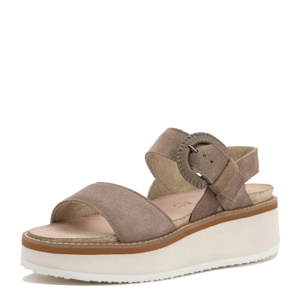 Women's Naot Crepe Sandal ALMOND 124100-EE1