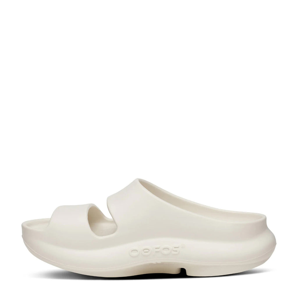 Women's OOfos OOyea Sandal CHALK 1700-CHALK