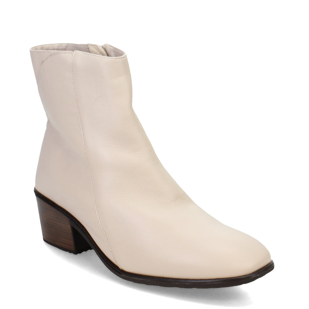 Women's Naot Goodie Boot IVORY 17497-HAP