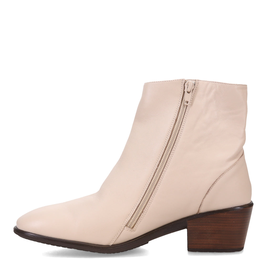 Women's Naot Goodie Boot IVORY 17497-HAP