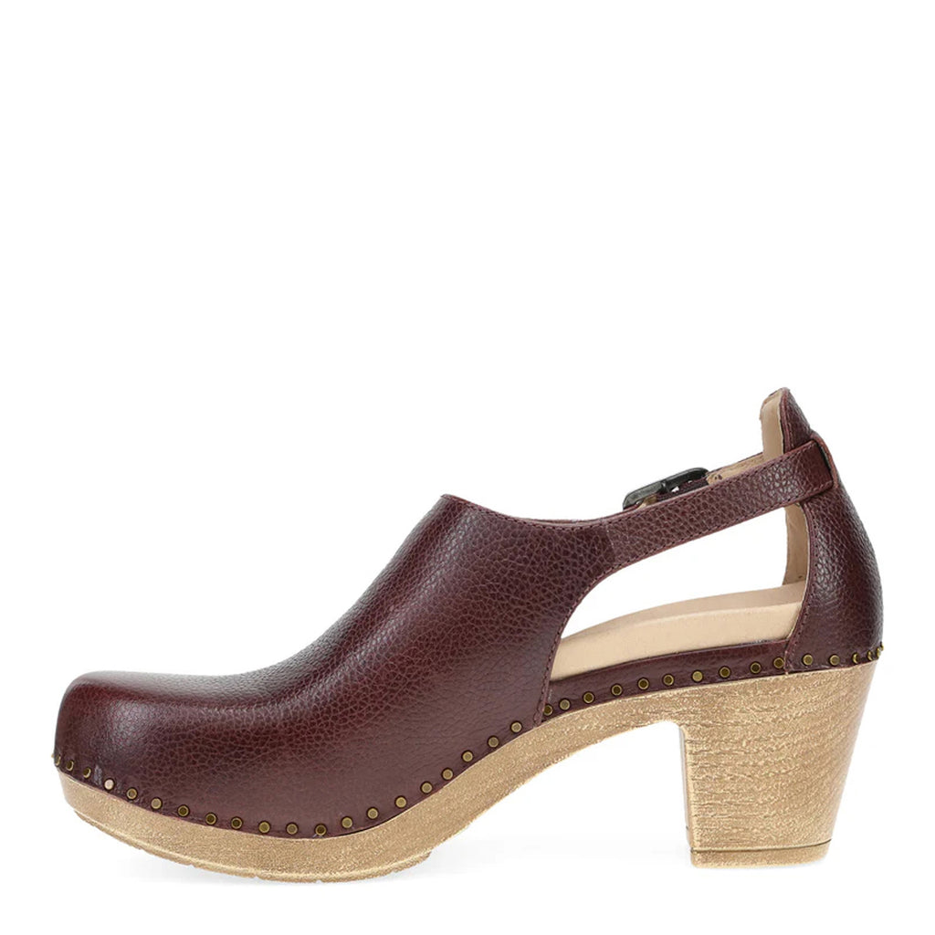 Women's Dansko Sassy Clog CORDOVAN 1831-812200