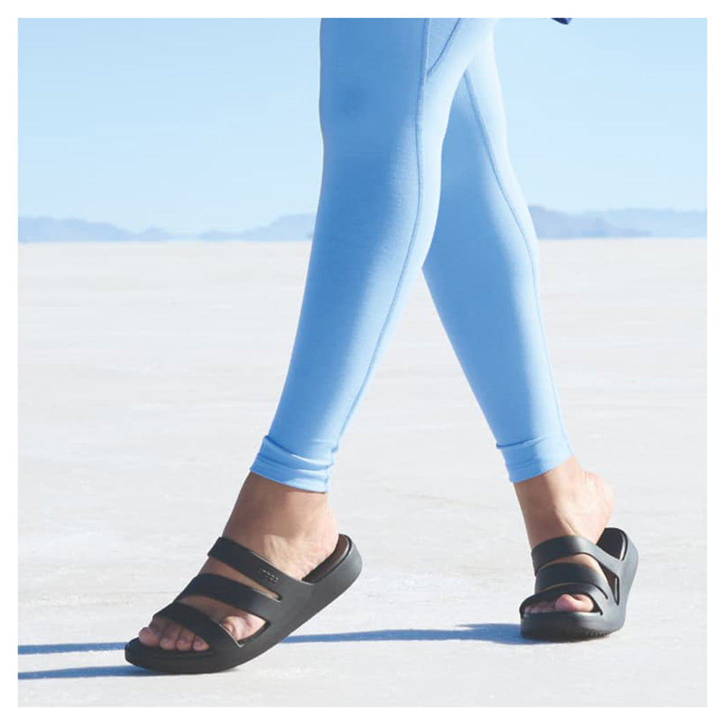 Women's Crocs Getaway Strappy Sandal BLACK 209587-001