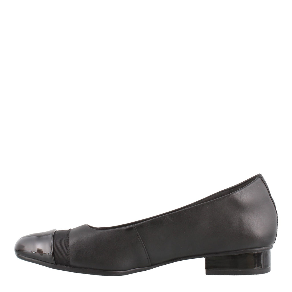 Women's Clarks Juliet Monte Pump BLACK 26136864