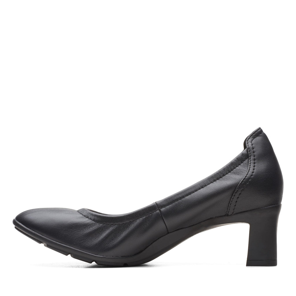 Women's Clarks Nelley Pearl Pump BLACK 26165307