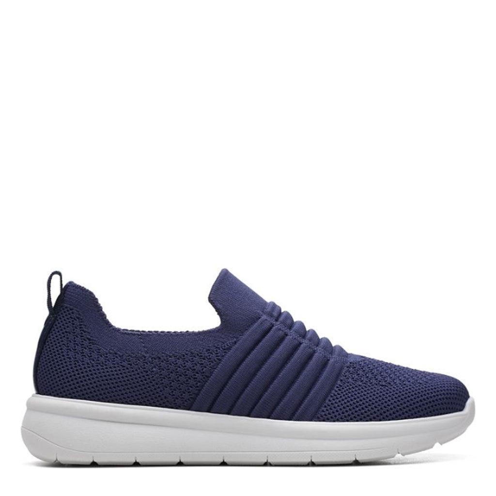 Peltz Shoes  Women's Clarks Ezera Walk Sneaker DARK NAVY 26169415
