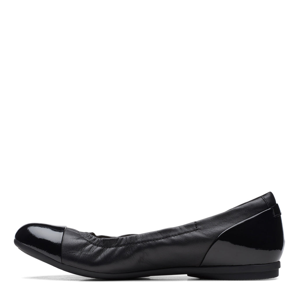 Women's Clarks Rena Jazz Flat BLACK 26170592