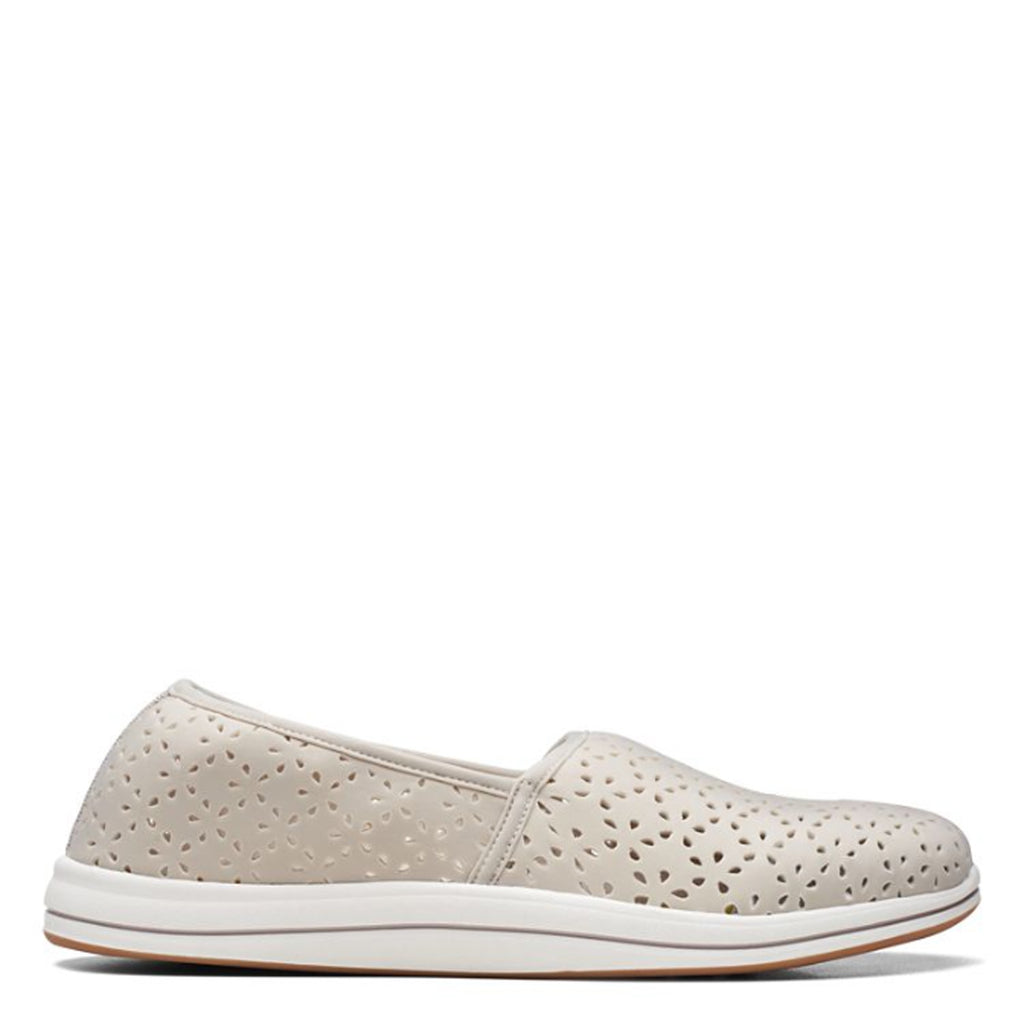 Women's Clarks Breeze Emily Slip-On TAUPE 26171369
