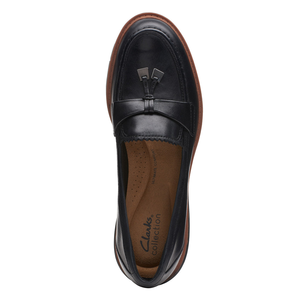Women's Clarks Westlynn Bella Loafer BLACK LEATHER 26174456