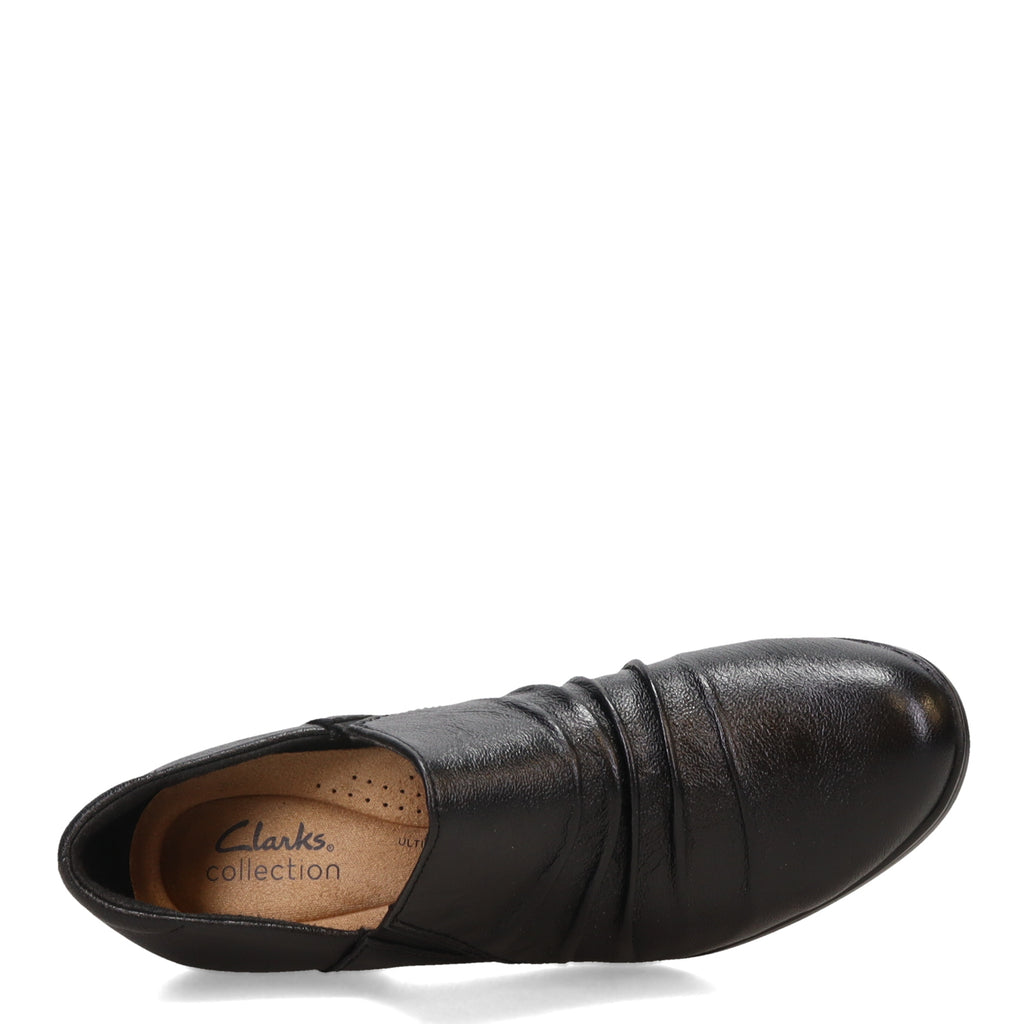 Women's Clarks Emily 2 Cove Shootie BLACK 26175029