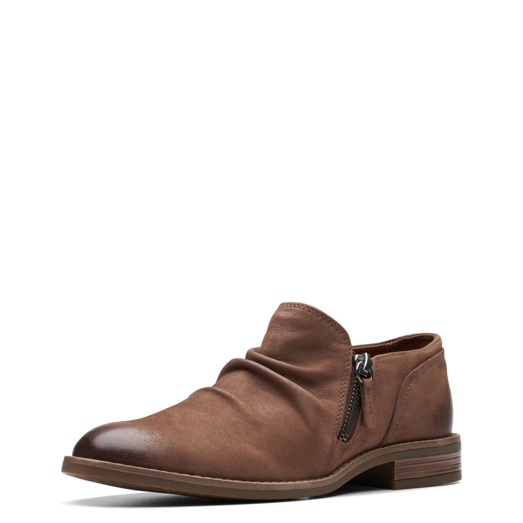 Women's Clarks Camzin Pace Shootie TAUPE 26175189