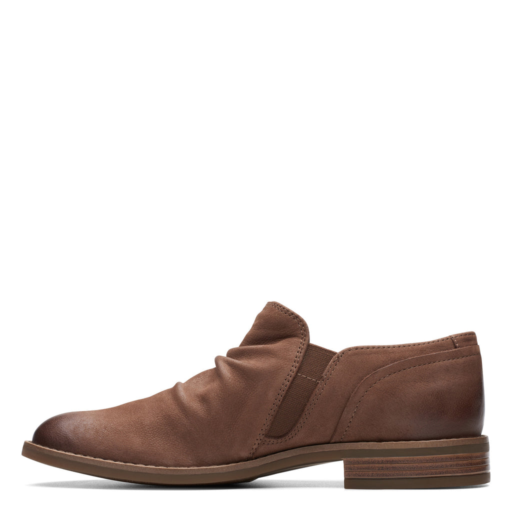 Women's Clarks Camzin Pace Shootie TAUPE 26175189