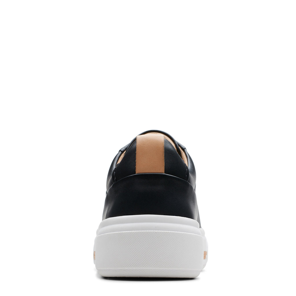 Women's Clarks Hollyhock Walk Sneaker BLACK LEATHER 26176307