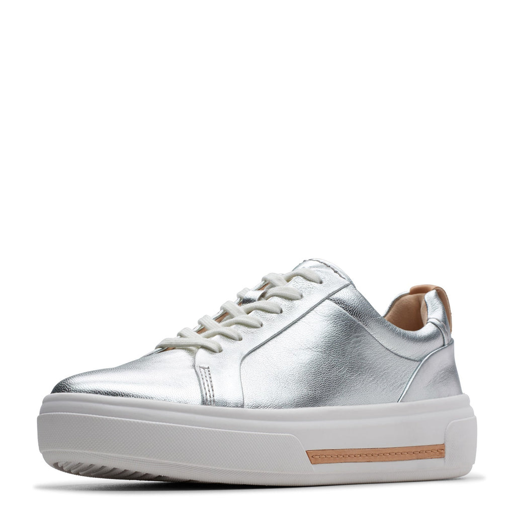 Women's Clarks Hollyhock Walk Sneaker SILVER LEATHER 26176310