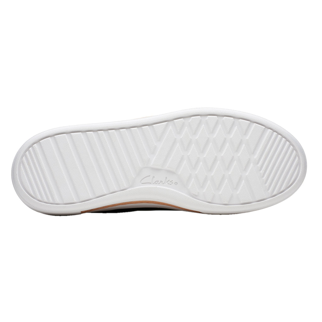 Women's Clarks Hollyhock Walk Sneaker SILVER LEATHER 26176310