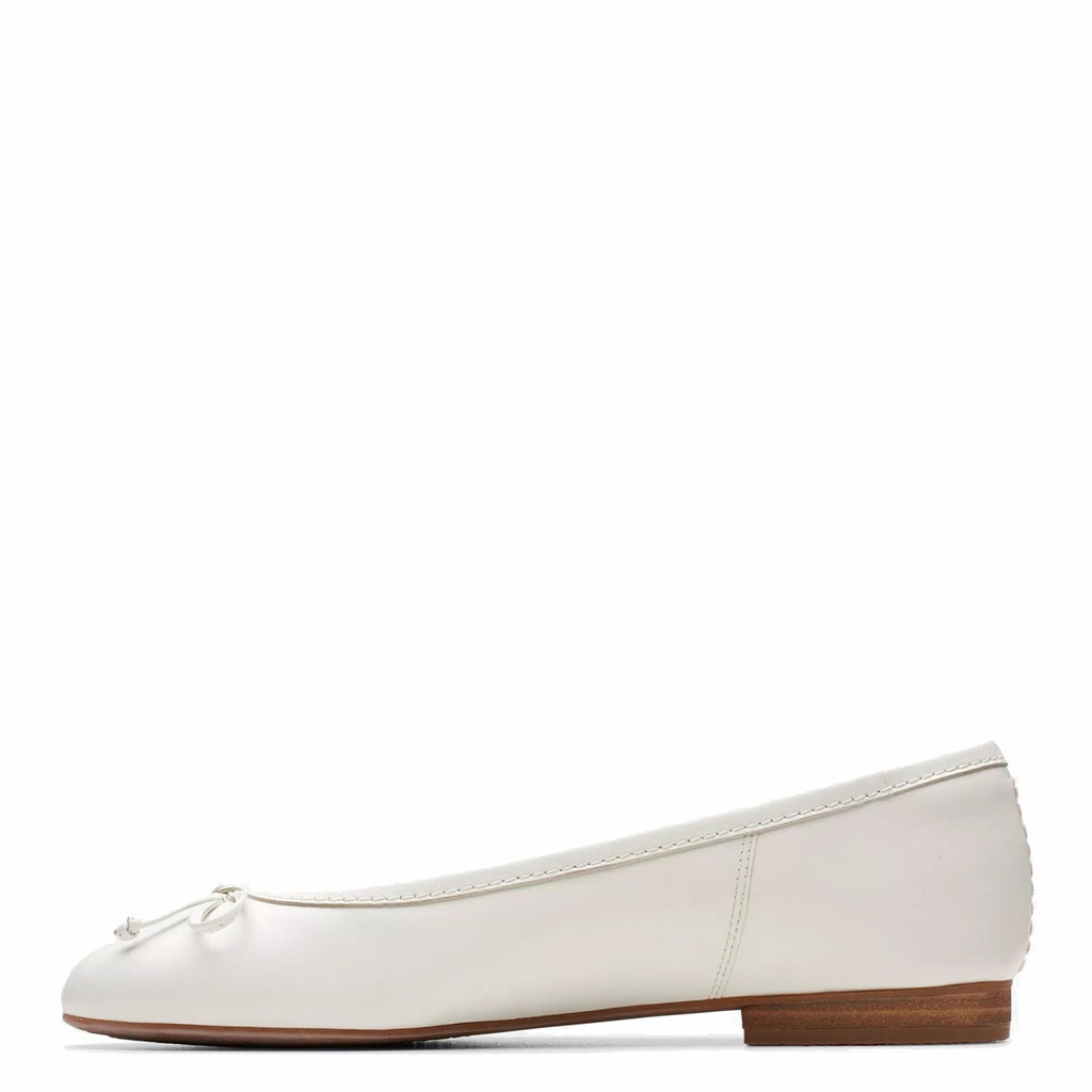 Women's Clarks Fawna Lily Flat WHITE 26176378