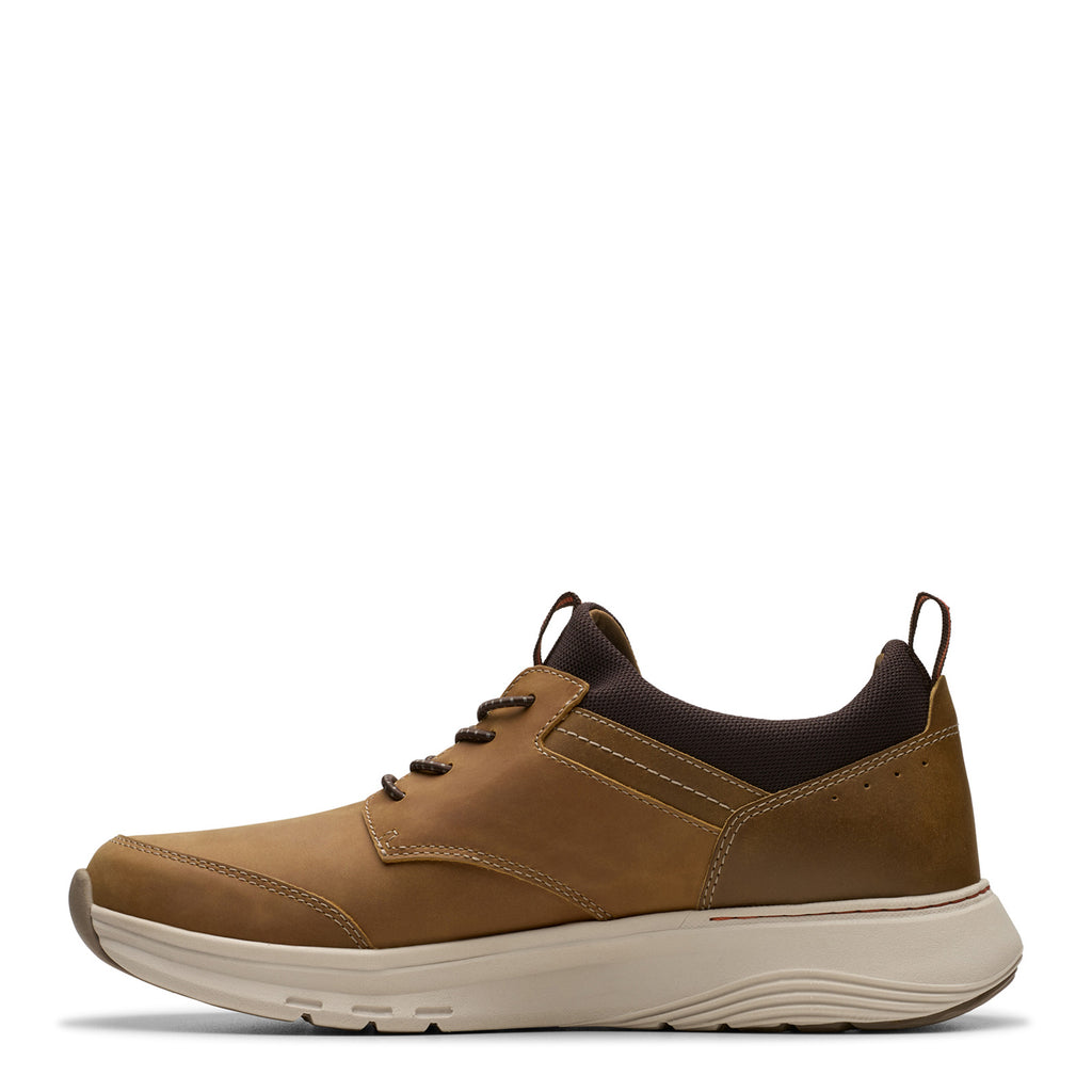 Men's Clarks Motion Trek EZ Sneaker DARK TAN LEATHER 26179452