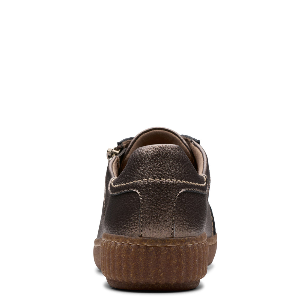 Women's Clarks Caroline Janna Sneaker BRONZE METALLIC 26179519