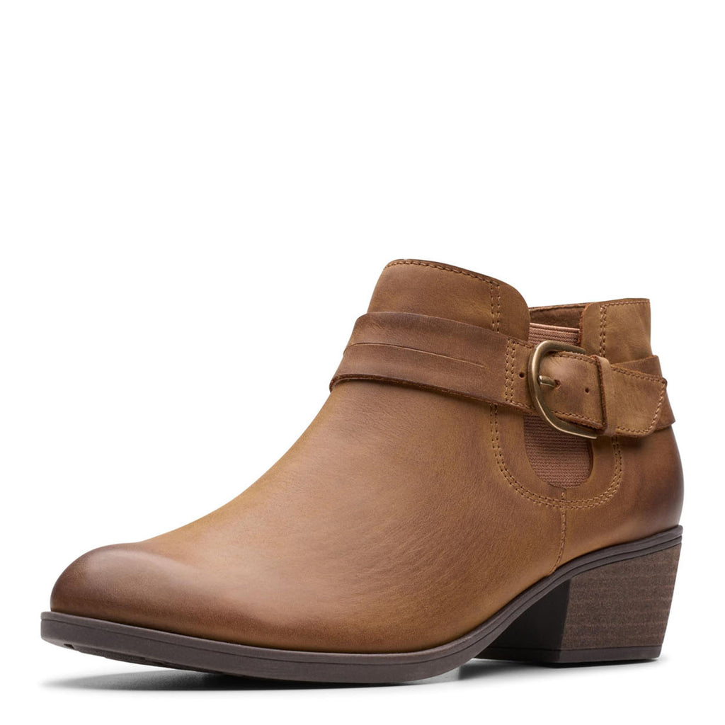 Women's Clarks Charlten Rae Boot TAN OILY 26179575