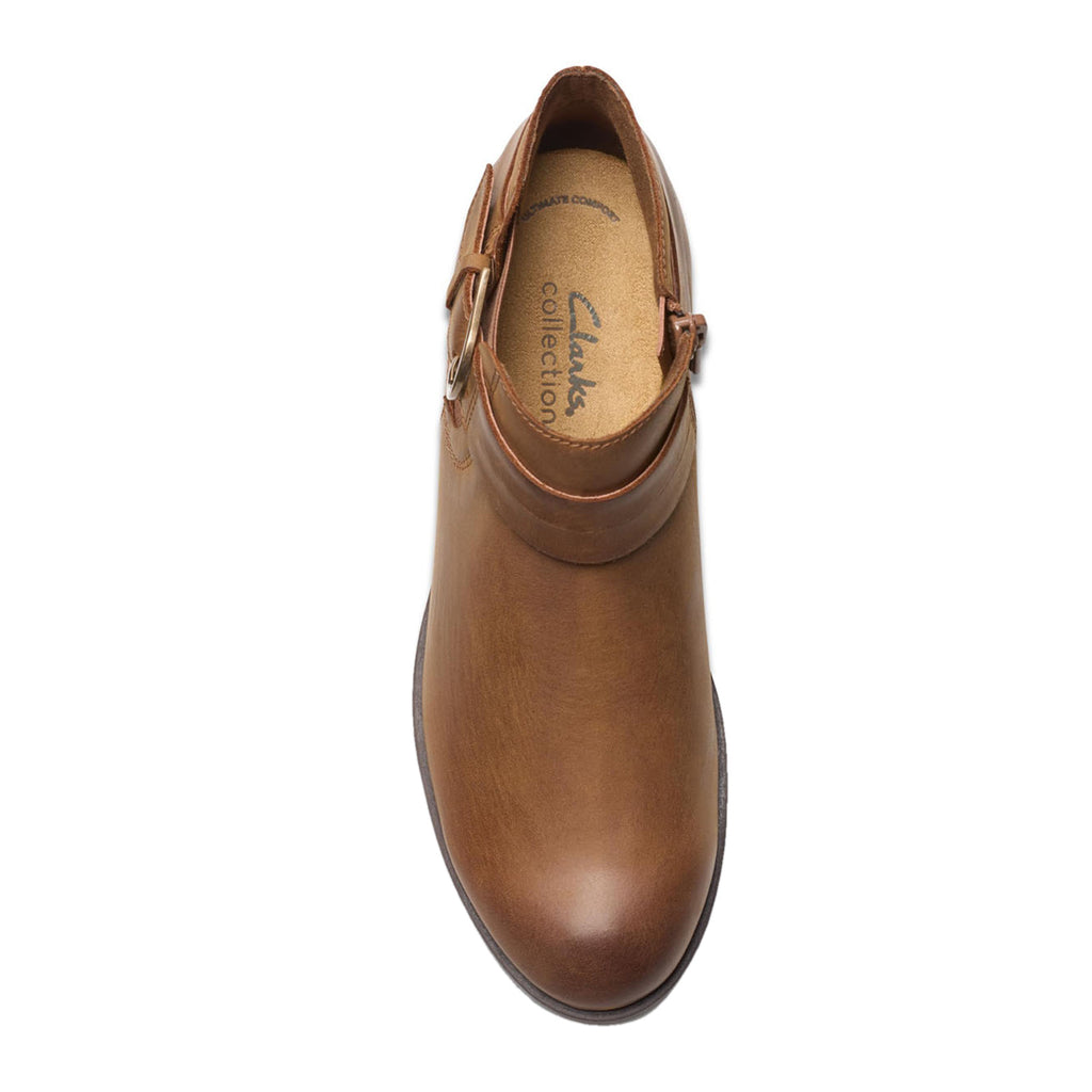 Women's Clarks Charlten Rae Boot TAN OILY 26179575