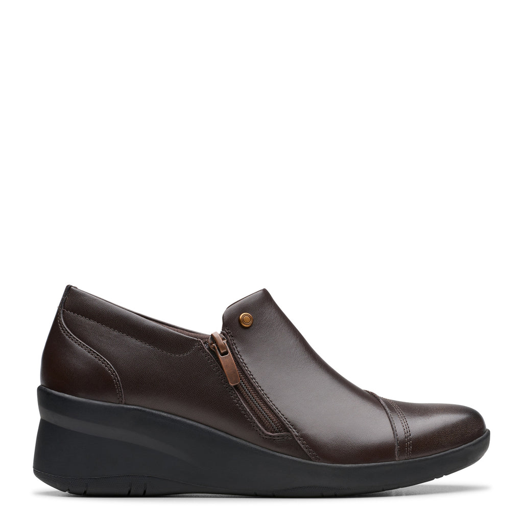 Women's Clarks Suttyn Zip Bootie CHOCOLATE 26180146