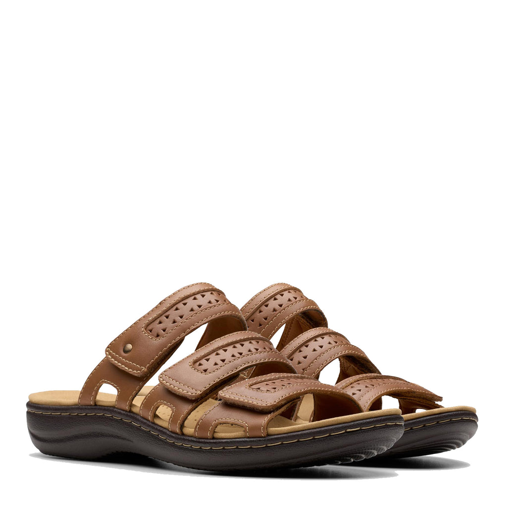 Women's Clarks Laurieann Dove Sandal TAN 26181688