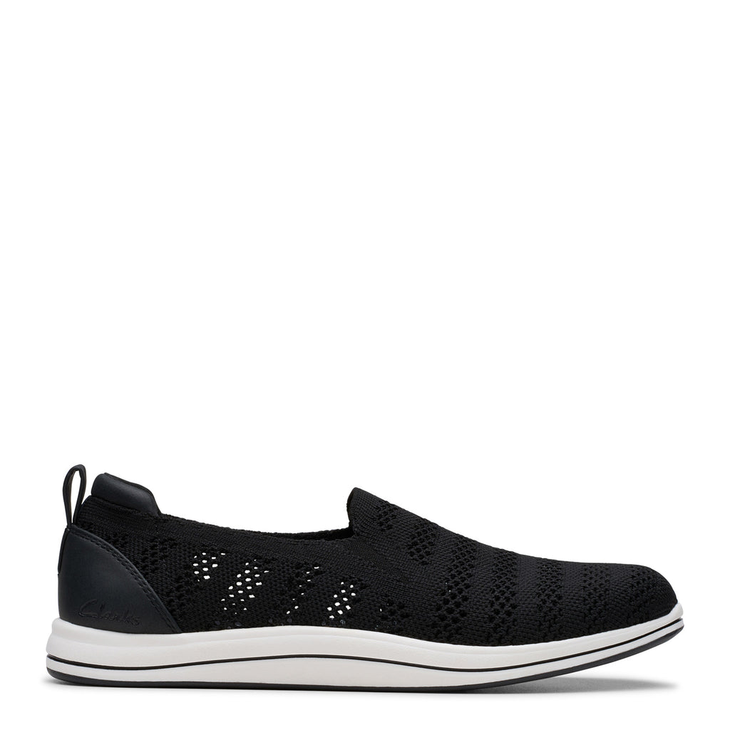 Women's Clarks Breezey Izzy Slip-On BLACK 26181900
