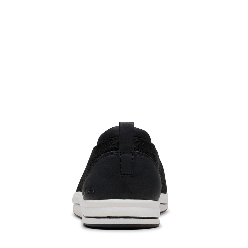 Women's Clarks Breezey Izzy Slip-On BLACK 26181900