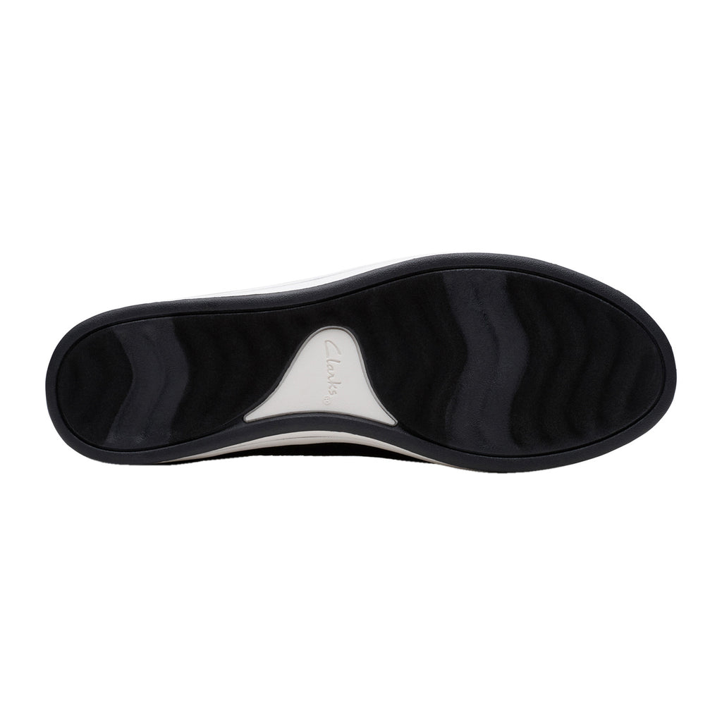 Women's Clarks Breezey Izzy Slip-On BLACK 26181900