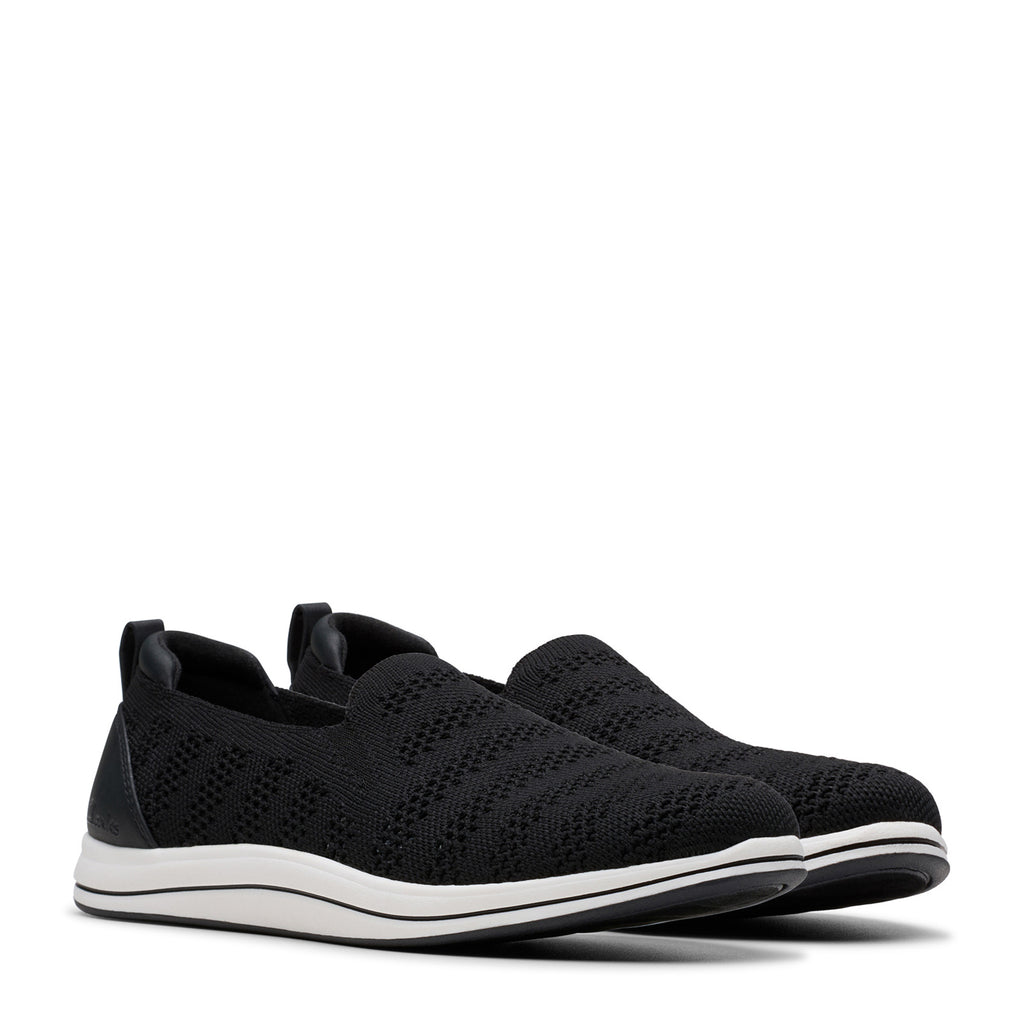 Women's Clarks Breezey Izzy Slip-On BLACK 26181900