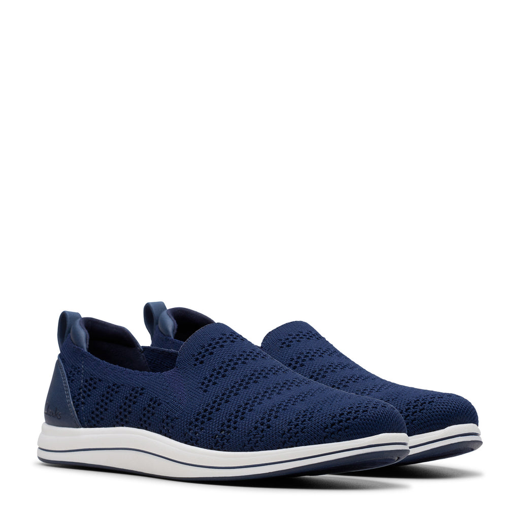 Women's Clarks Breezey Izzy Slip-On NAVY 26181902