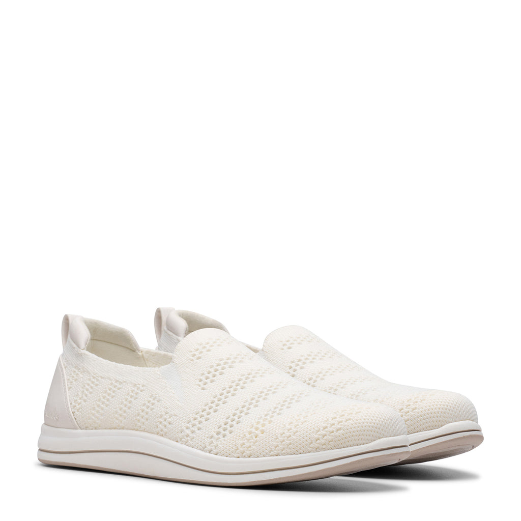 Women's Clarks Breezey Izzy Slip-On WHITE 26182241