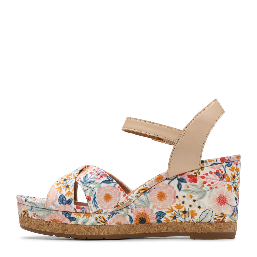 Women's Clarks Chicly Floral Wedge Sandal WHITE FLORAL 26182872