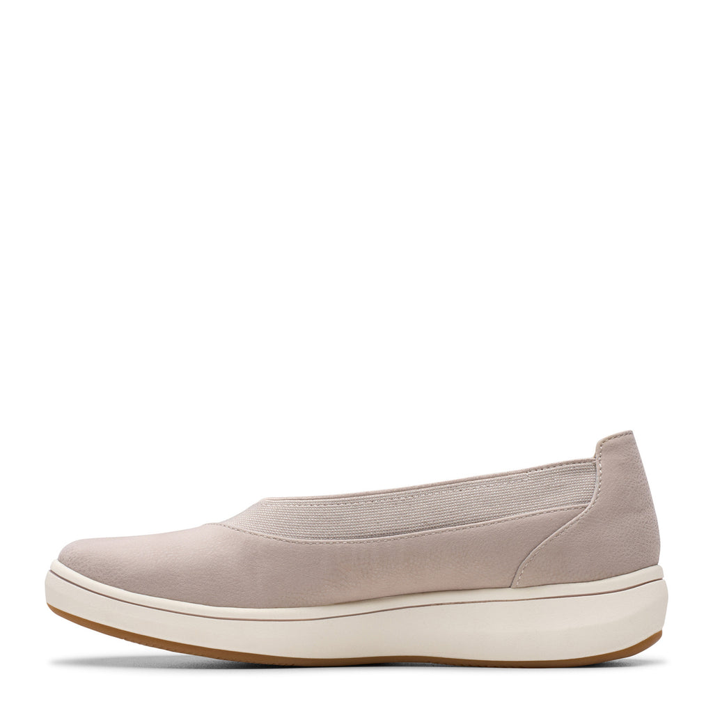 Women's Clarks BreezeSky Air Slip-On LIGHT GREY 26184192