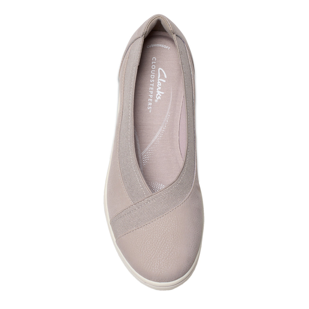 Women's Clarks BreezeSky Air Slip-On LIGHT GREY 26184192