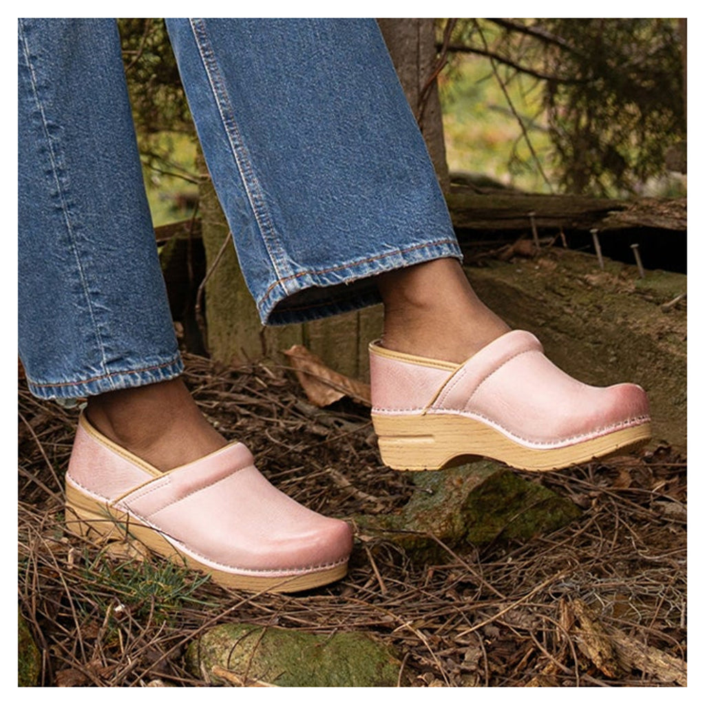 Women's Dansko Professional Clog PINK MILLED BURNISHED 306-331421