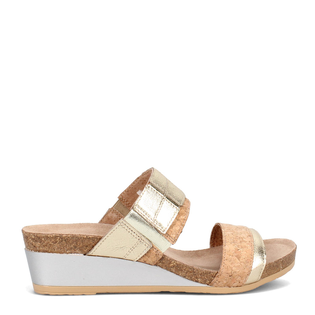 Women's Naot Royalty Sandal CORK GOLD 5051-YE1