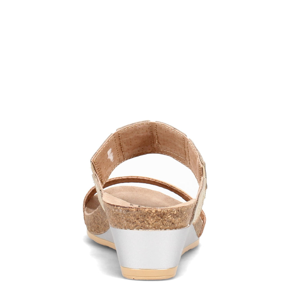 Women's Naot Royalty Sandal CORK GOLD 5051-YE1