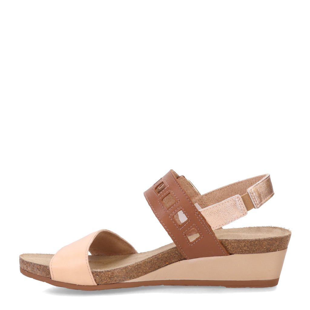 Women's Naot Dynasty Sandal BLUSH 5052-WZH