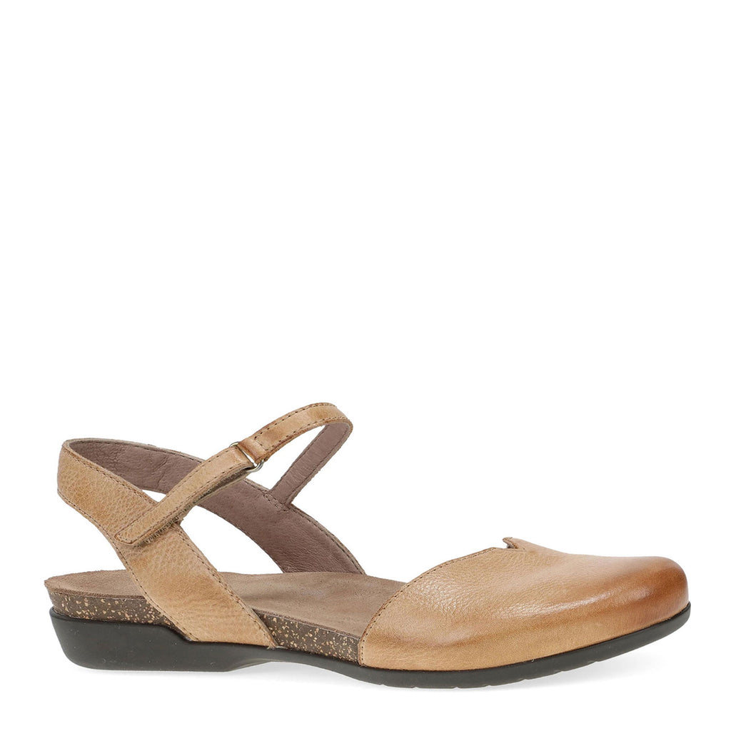 Women's Dansko Rowan Flat HONEY 6025-585300