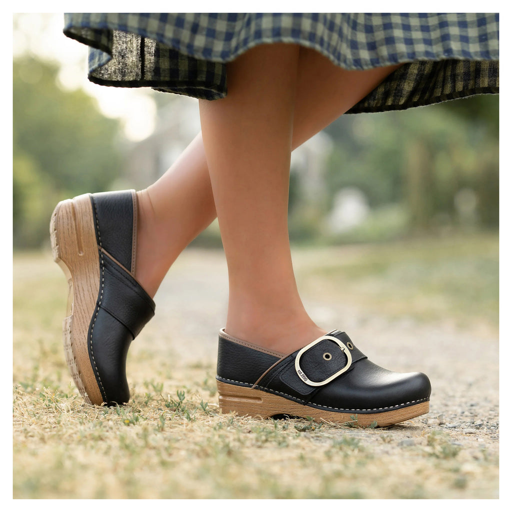 Women's Dansko Pearson Clog BLACK 616-026112