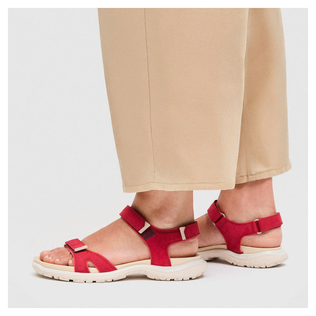 Women's Ecco Offroad Roam Sandal CHILI 853333-02466